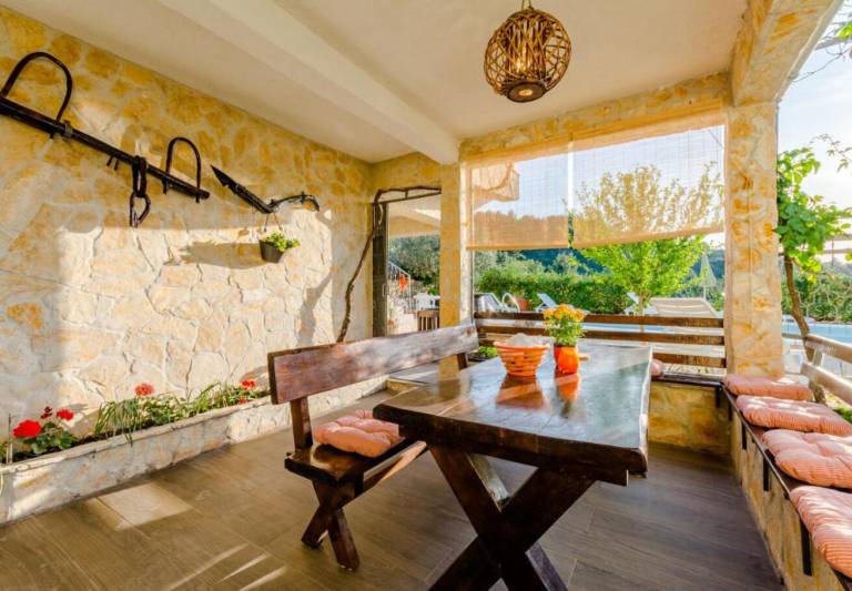 Holiday apartment with terrace, private pool & grill | Sea view — photo 3
