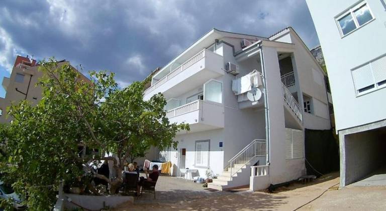 Apartment for 4 persons in Brela