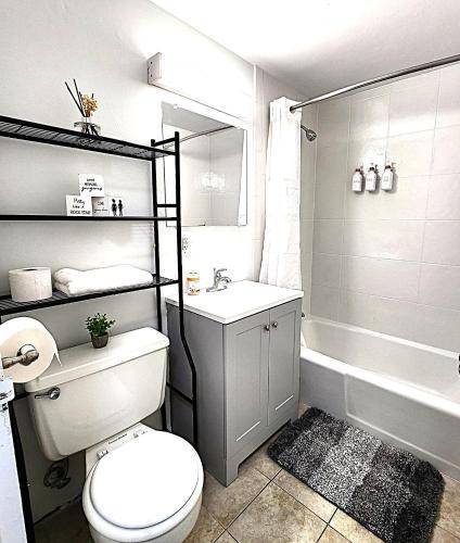 Apartment  Hampton