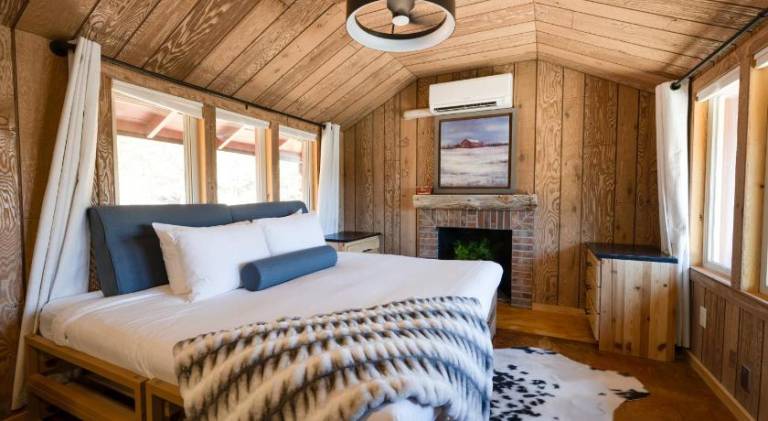 Vacation home with BBQ, jacuzzi & garden | Perfect for remote work — photo 2