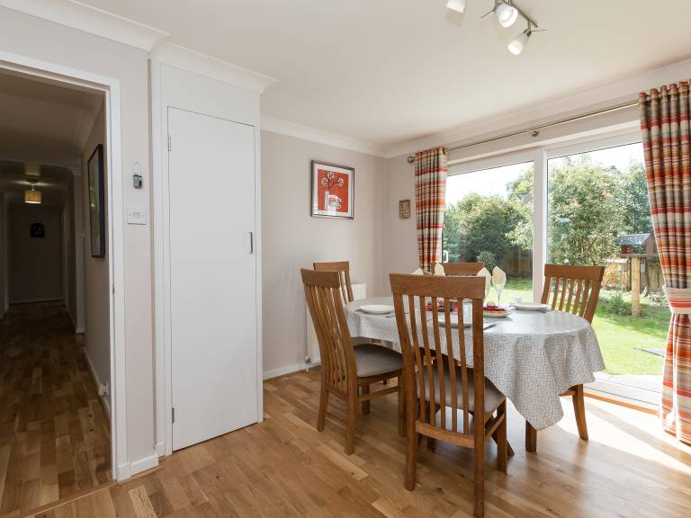 Cottage with garden | River view — photo 5