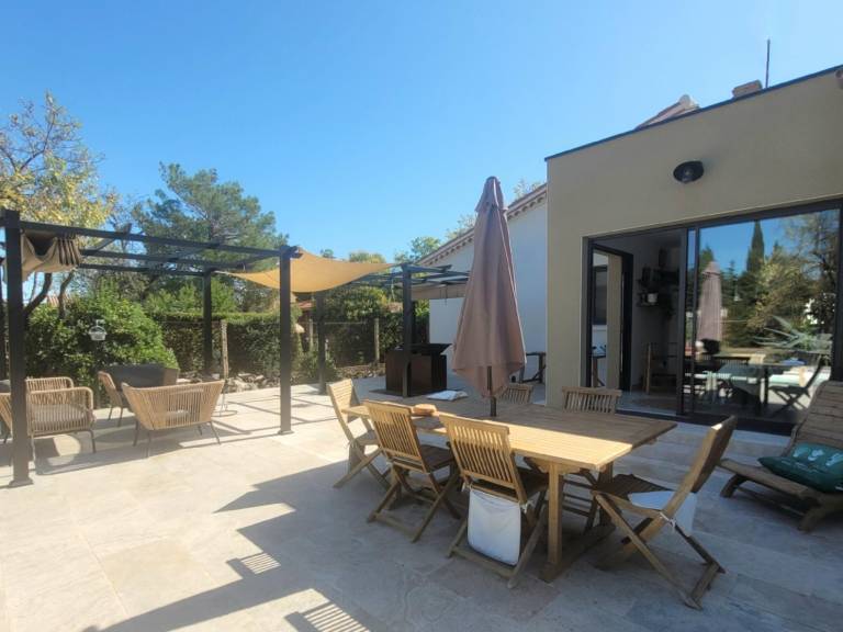 Villa with patio & private pool — photo 2