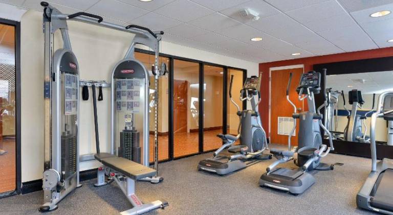 Hampton Inn Detroit/Auburn Hills South — photo 5