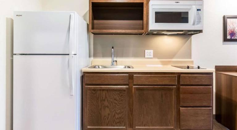 WoodSpring Suites Indianapolis Castleton — photo 5