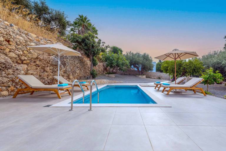 Villa  Provarma