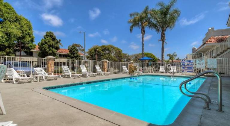 Motel 6 Carlsbad, CA - Near Legoland — photo 2