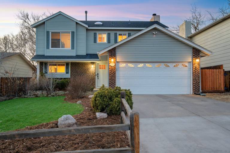 Family-oriented vacation home with patio, garden & private pool | Pets are welcome — photo 5