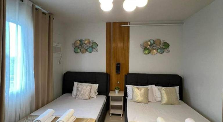 Serviced apartment with garden & patio | Pet-friendly — photo 2