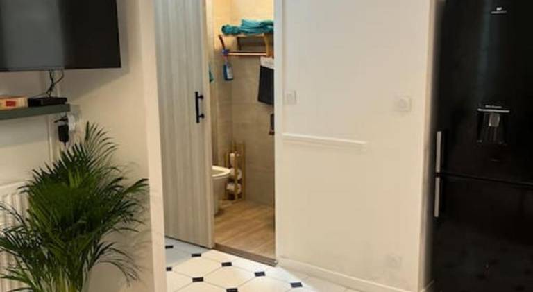 Apartment with 1 room for 2 persons in Nogent-sur-Marne