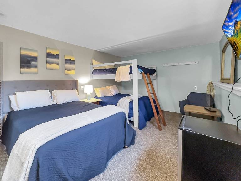 Lodge Ellicottville
