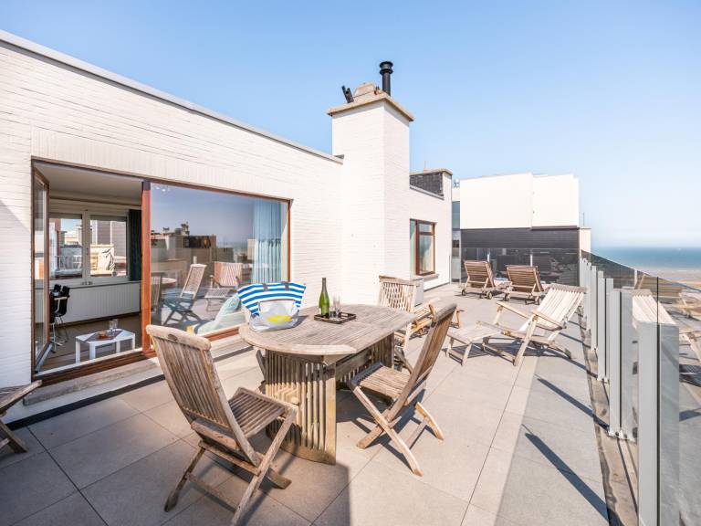 Rental apartment with patio | Sea view — photo 3