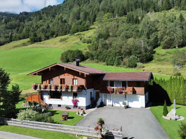 Ferienwohnung Bruck an der Großglocknerstraße