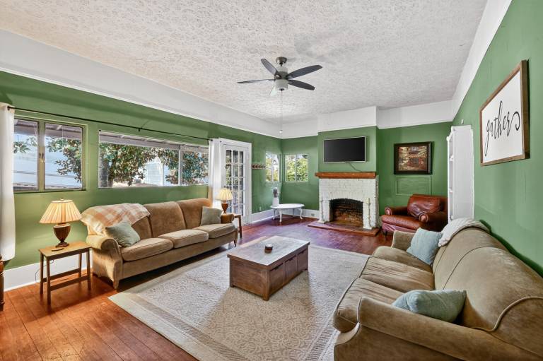 Vacation home with patio & garden in Athens, GA