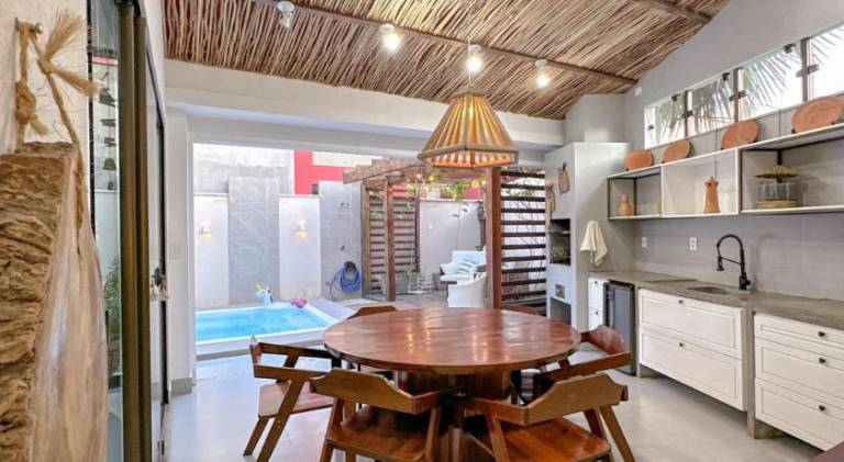 Big house with pool | Pets are welcome — photo 4