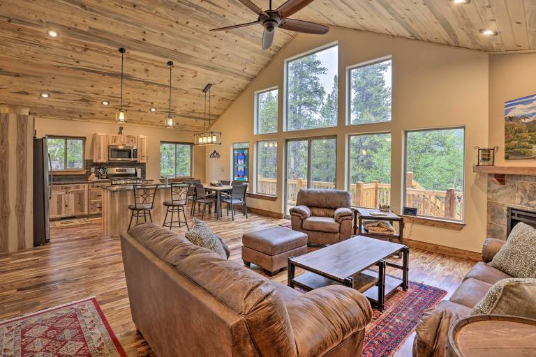 Rocky Mountain Alma Cabin with Deck & Hot Tub! — photo 4