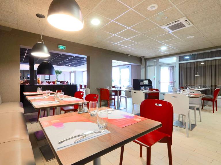 Campanile Morangis Orly Hotel — photo 3