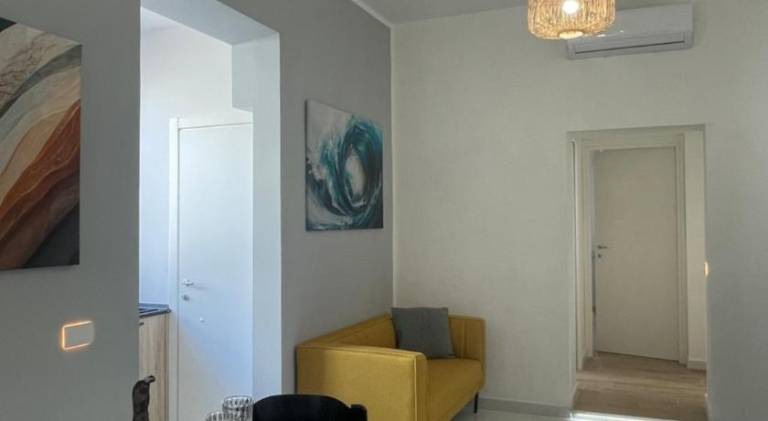 Rental apartment with 2 rooms for 4 persons — photo 2