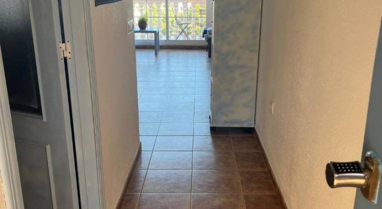 Apartment with pool — photo 5