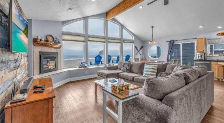 Vacation home with 3 rooms for 10 persons in Tillamook, OR