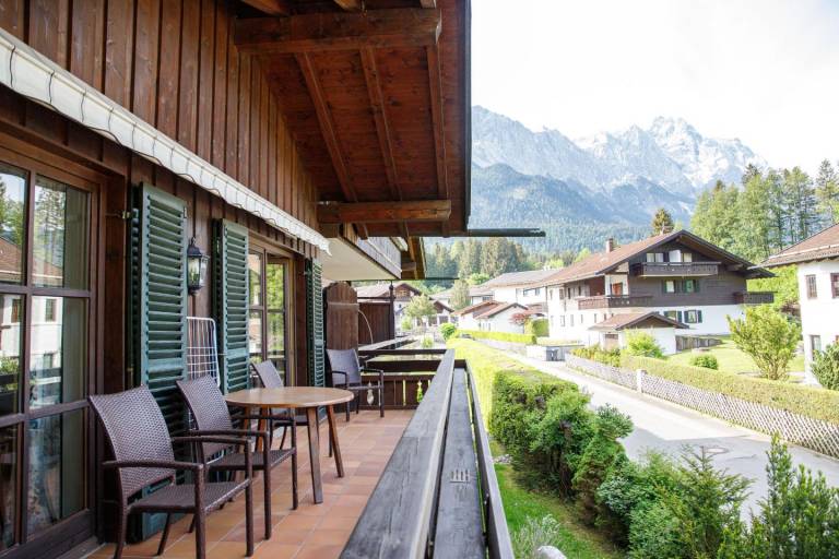Holiday apartment "Edelrose" in the Zugspitz village Grainau — photo 5