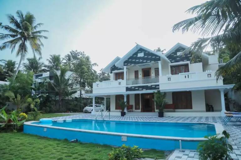 Villa  Vizhinjam