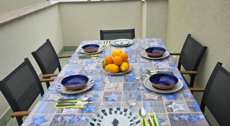 Pleasant holiday apartment with patio | Next to the beach | Pets are welcome — photo 4