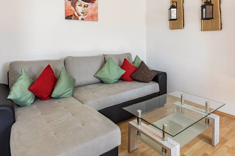 Apartment with fast internet, terrace & yard | Garden view — photo 4