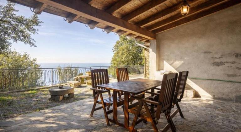 Chalet with 1 room for 3 persons in Vernazza
