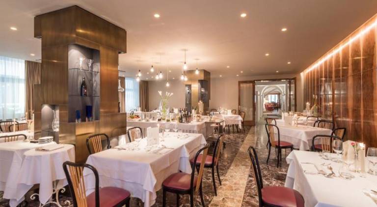 Boutique & Gourmet Hotel Orso Grigio - Grauer Bar — photo 4