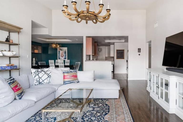 Condo  Sawtelle