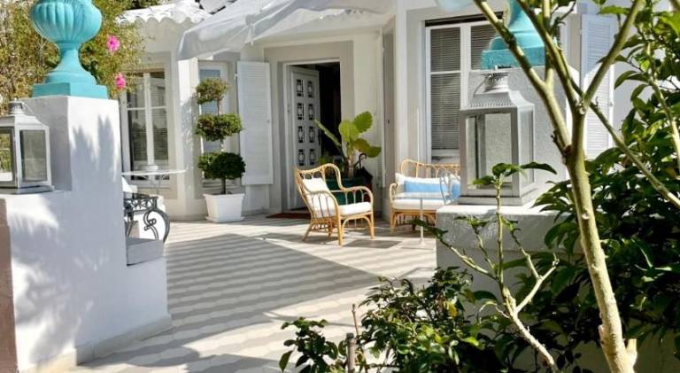 Charming serviced apartment with yard & patio | Close to the beach | Pets are welcome — photo 4
