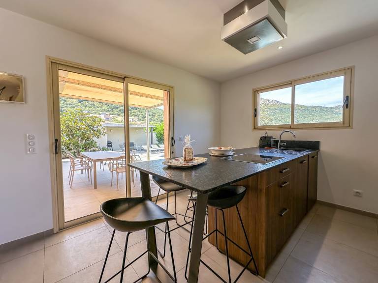 Family-oriented villa with private pool, BBQ & yard | Pool view | Pets allowed — photo 4