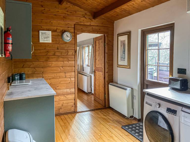 Children-friendly beautiful cottage with garden & jacuzzi | Pet-friendly — photo 5