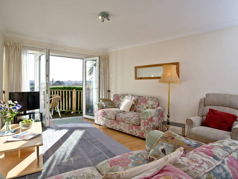 Children-friendly pleasant holiday apartment with yard | Sea view | Next to the beach | Pets allowed — photo 5