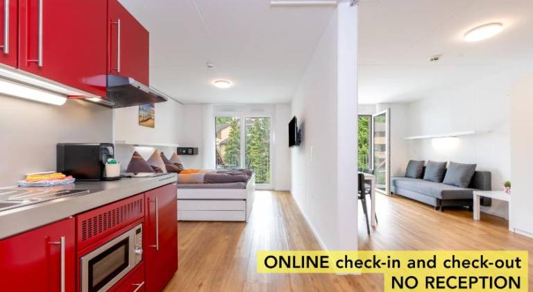 Serviced apartment with patio — photo 4