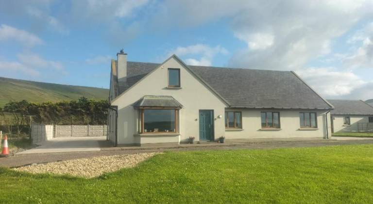 Lomonagh Lodge Portmagee