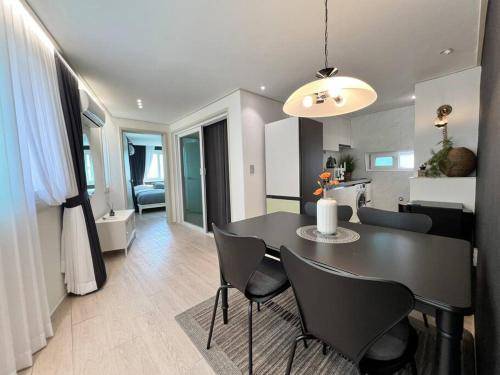 Holiday apartment with 2 rooms for 6 persons — photo 4