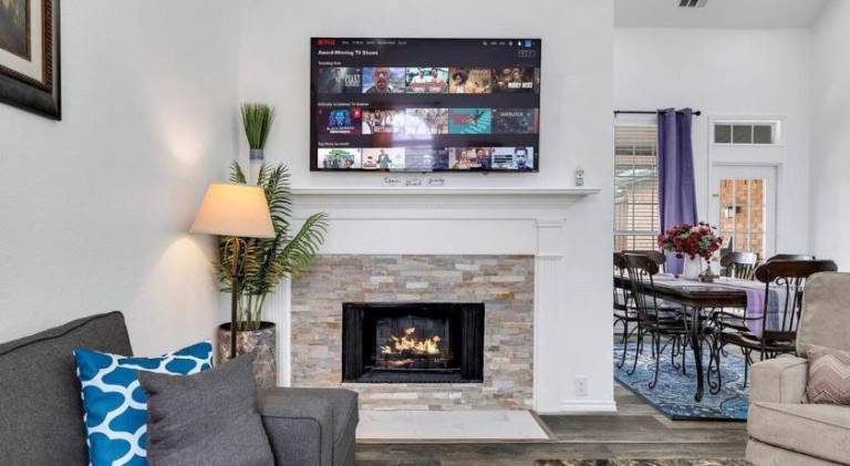 Big vacation home with jacuzzi | Pets are welcome in Frisco, TX