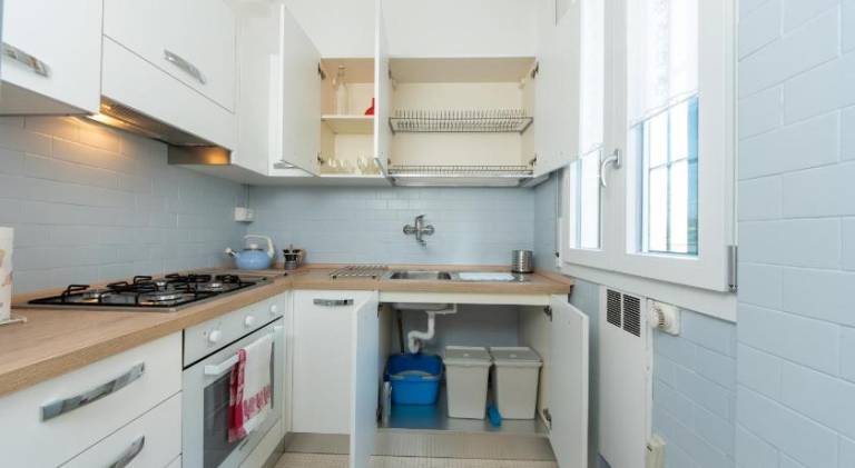 Holiday apartment with 2 rooms for 4 persons — photo 5