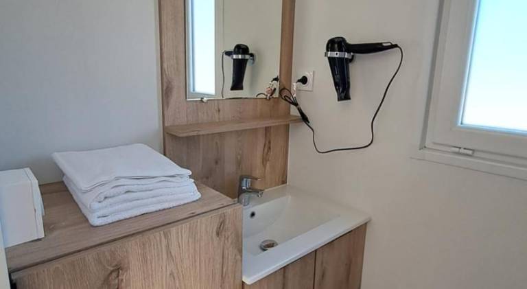 Pleasant serviced apartment with terrace | Pet-friendly — photo 4