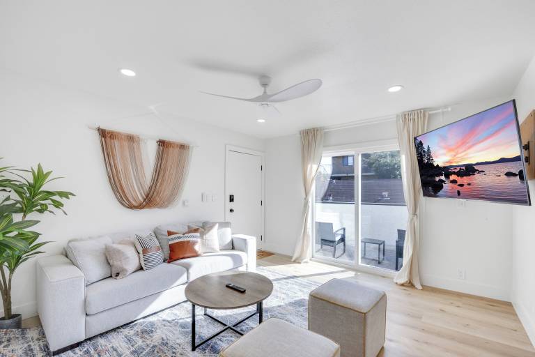 Apartment Lakewood