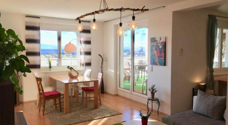 Big holiday apartment | Pets are welcome — photo 2