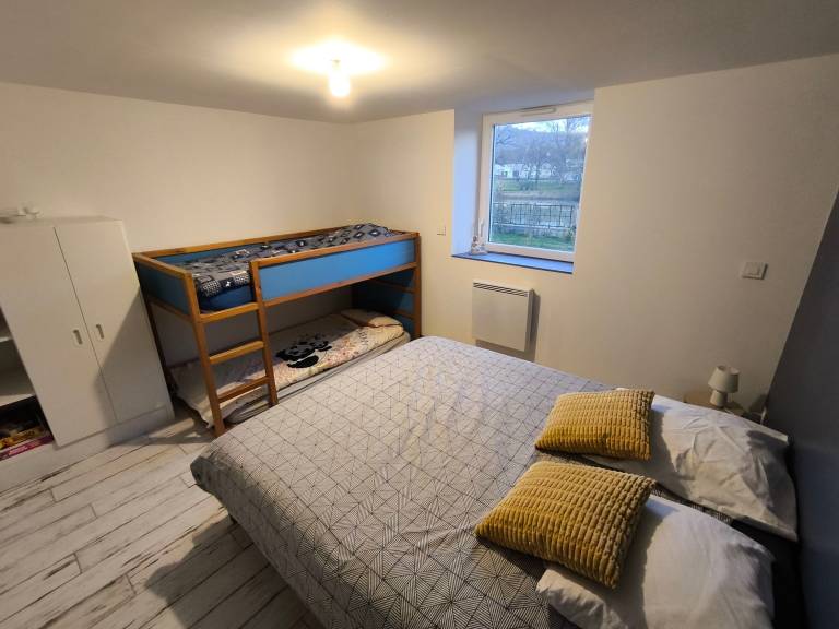 Holiday apartment with 1 room for 6 persons in Chaumont