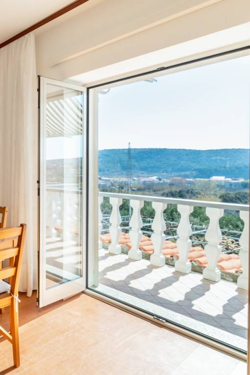Two bedroom apartment with terrace Lopar, Rab (A-14070-b) — photo 2