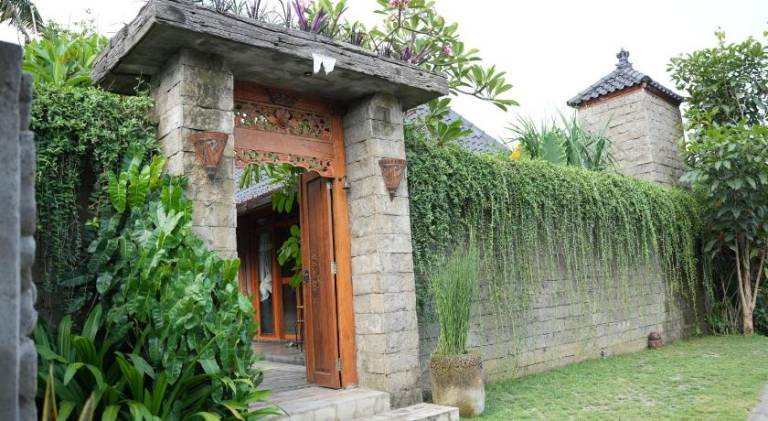Villa with pool | Pets allowed — photo 5