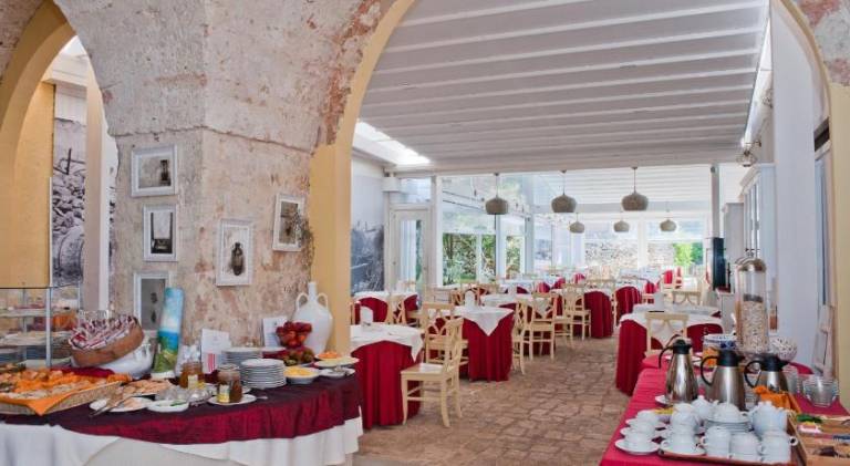 Antica Masseria Rottacapozza Hotel — photo 5