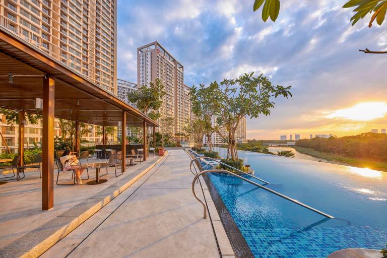 Apartment with sauna, garden & pool | Pets are welcome in Ho Chi Minh City