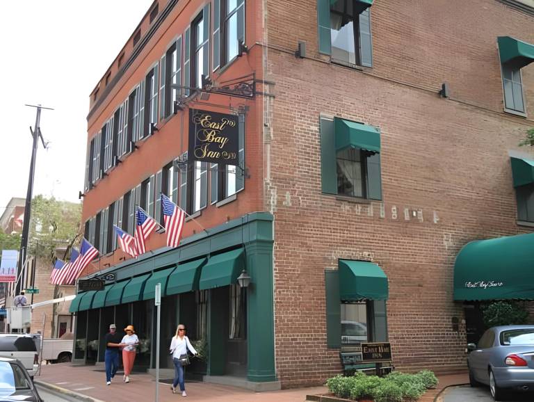 East Bay Inn in Savannah, GA