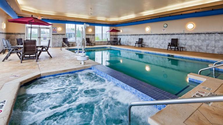 Best Western Plus Wausau-Rothschild Hotel — photo 2