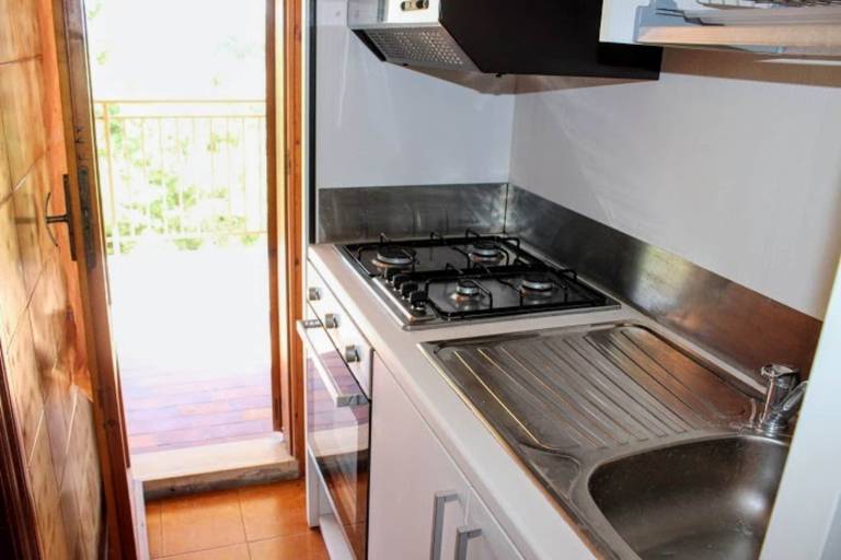 Holiday apartment with terrace — photo 3
